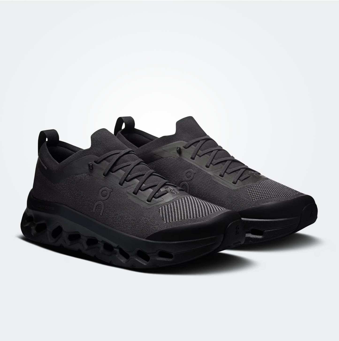 O.N Cloudtilt Moon Black | Black